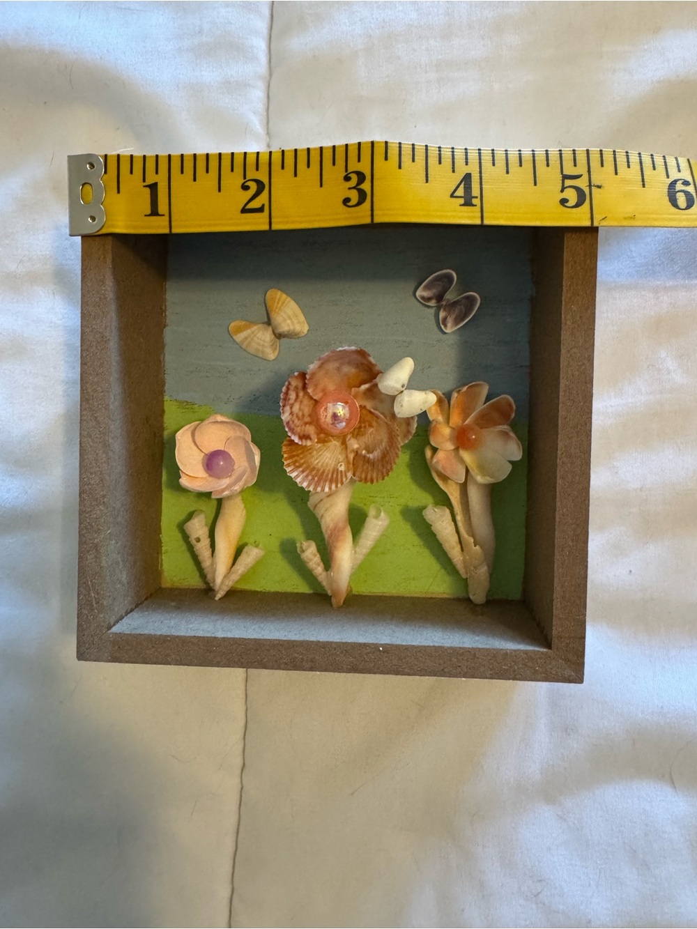 Handcrafted Seashell Flower Shadow Box - Brown Frame, Multicolor Shells - Picture 3 of 5